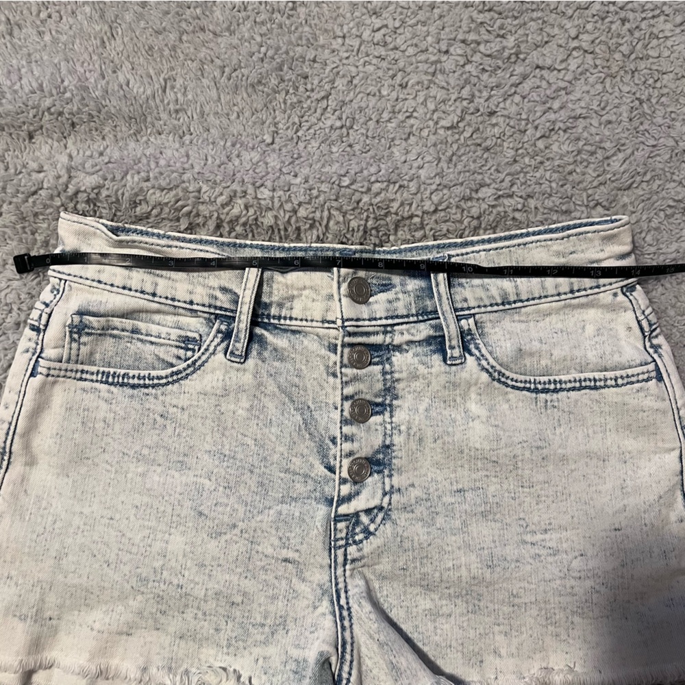 Abercrombie & Fitch Button-Up Denim Shorts - Picture 9 of 12